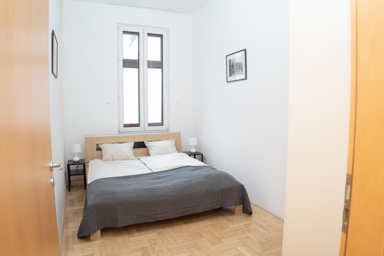 Vincent Apartment Budapest Luaran gambar